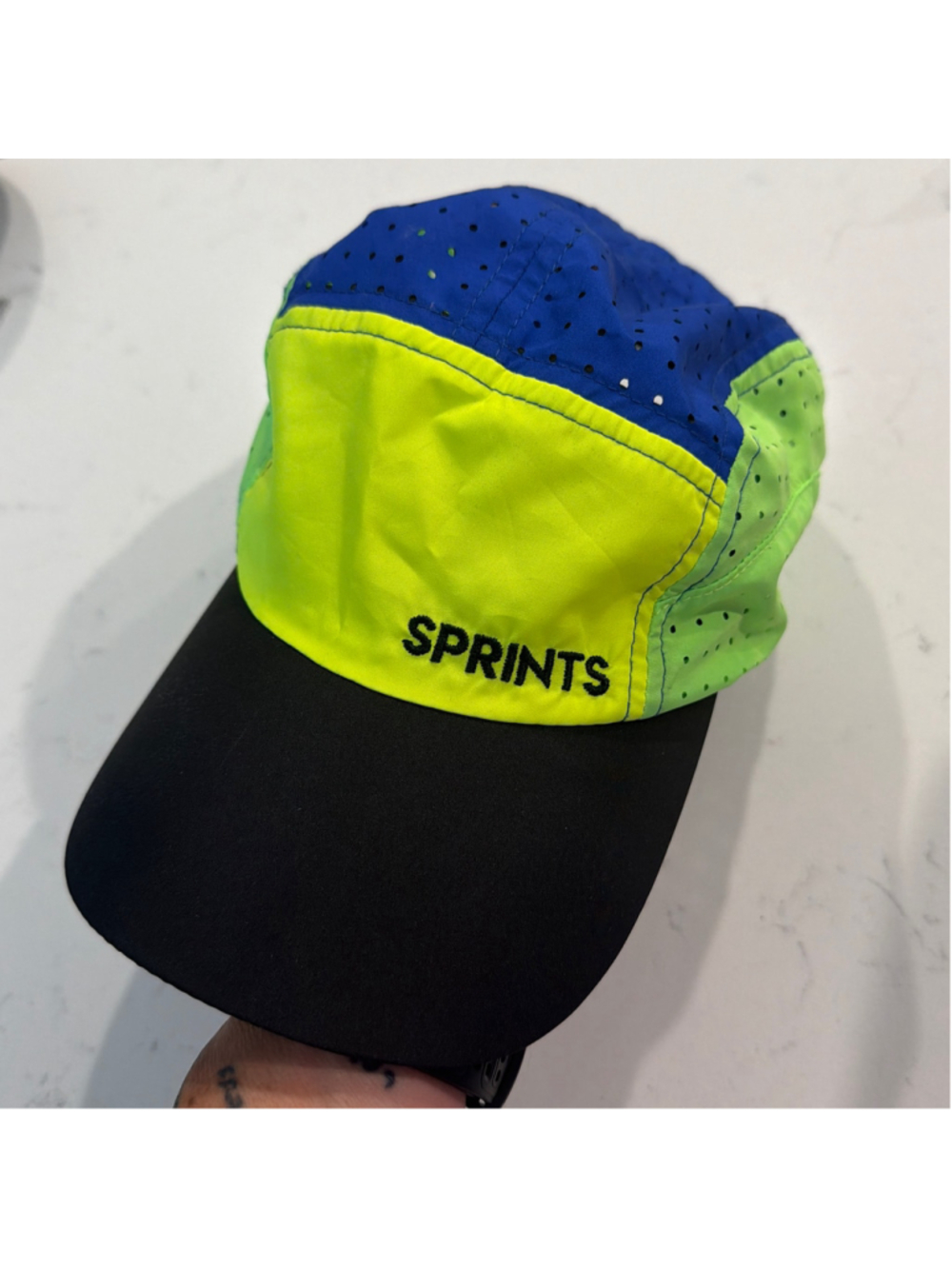 Sprints HyperG Running Hat in Twilight Tides!